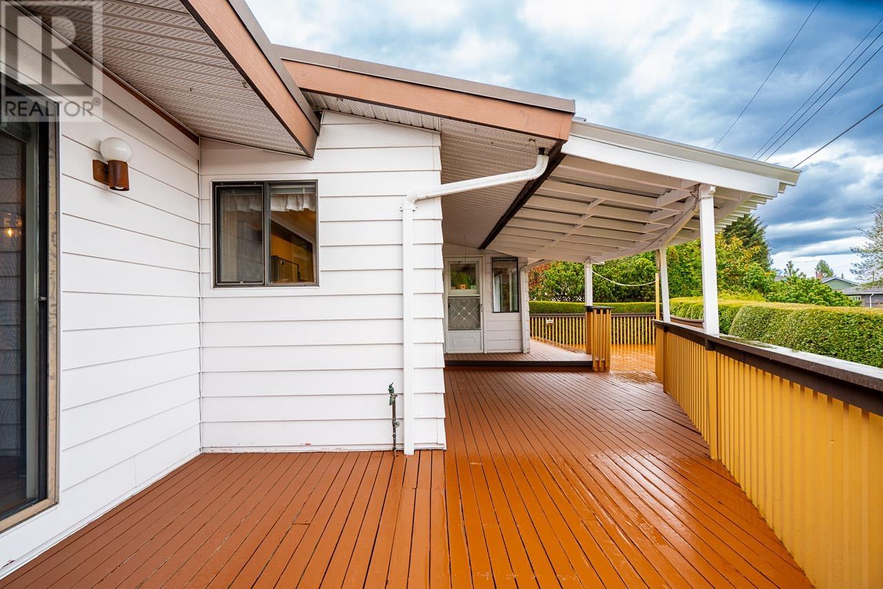 6180 Buchanan Street Property Photo 19
