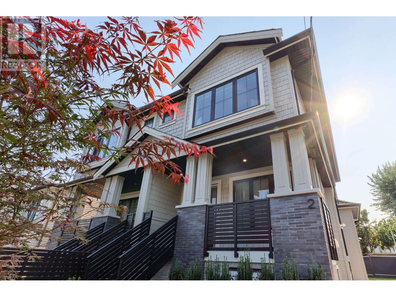 5262 Mckinnon Street Property Photo 1