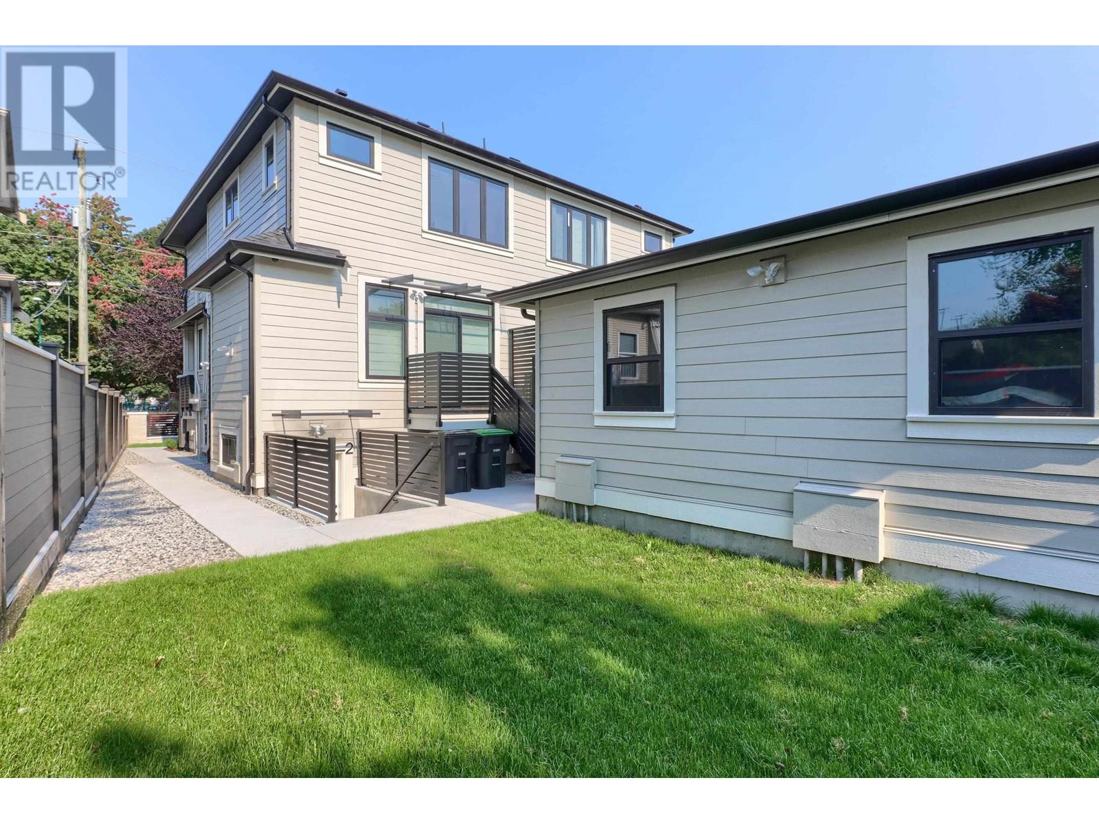 5262 Mckinnon Street Property Photo 18