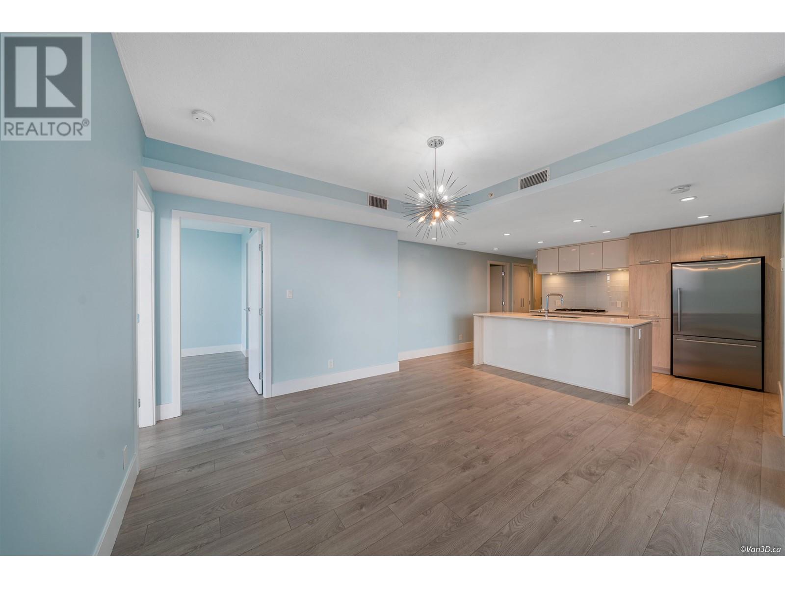 2106 680 Seylynn Crescent Property Photo 10