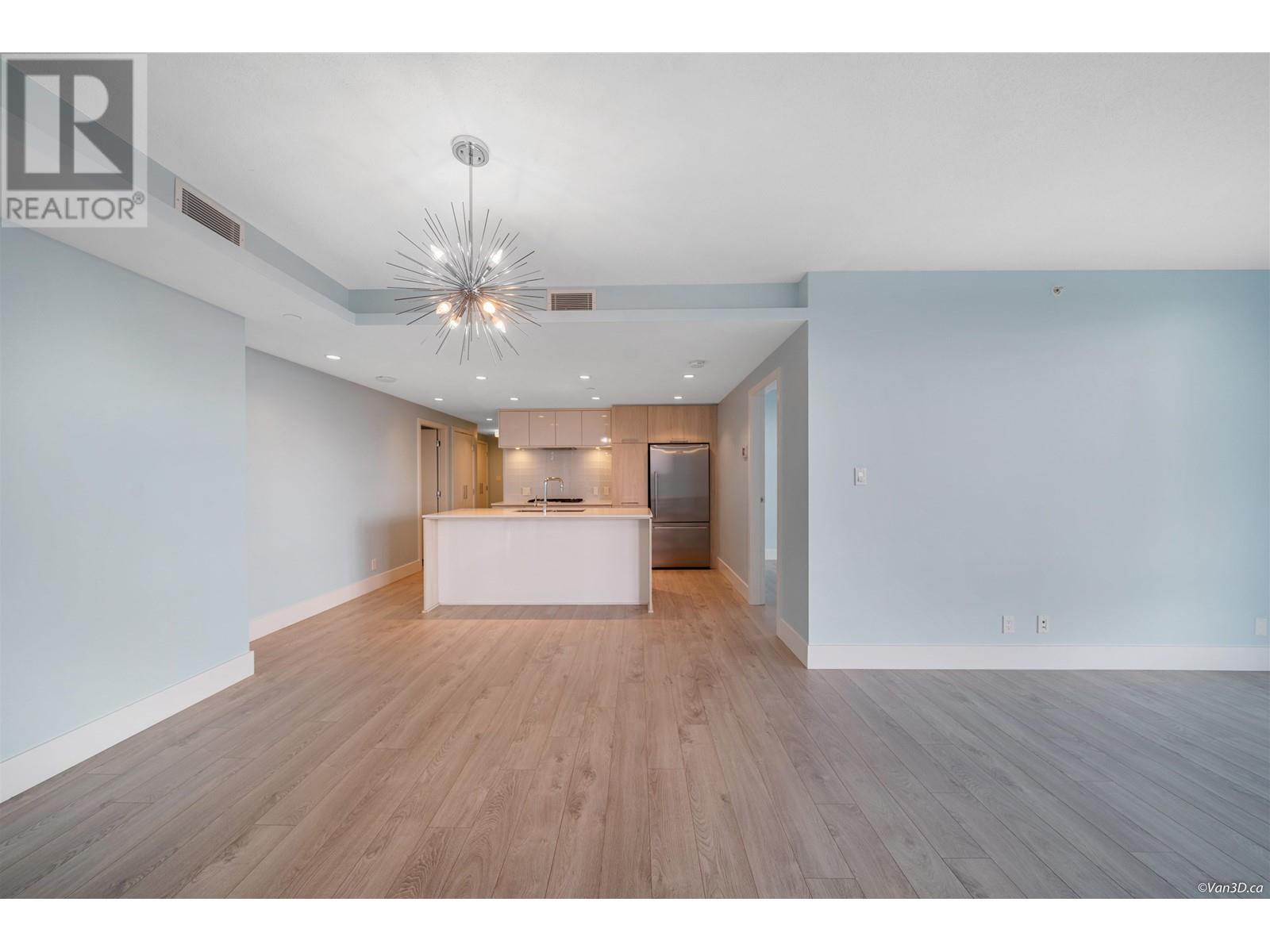 2106 680 Seylynn Crescent Property Photo 11