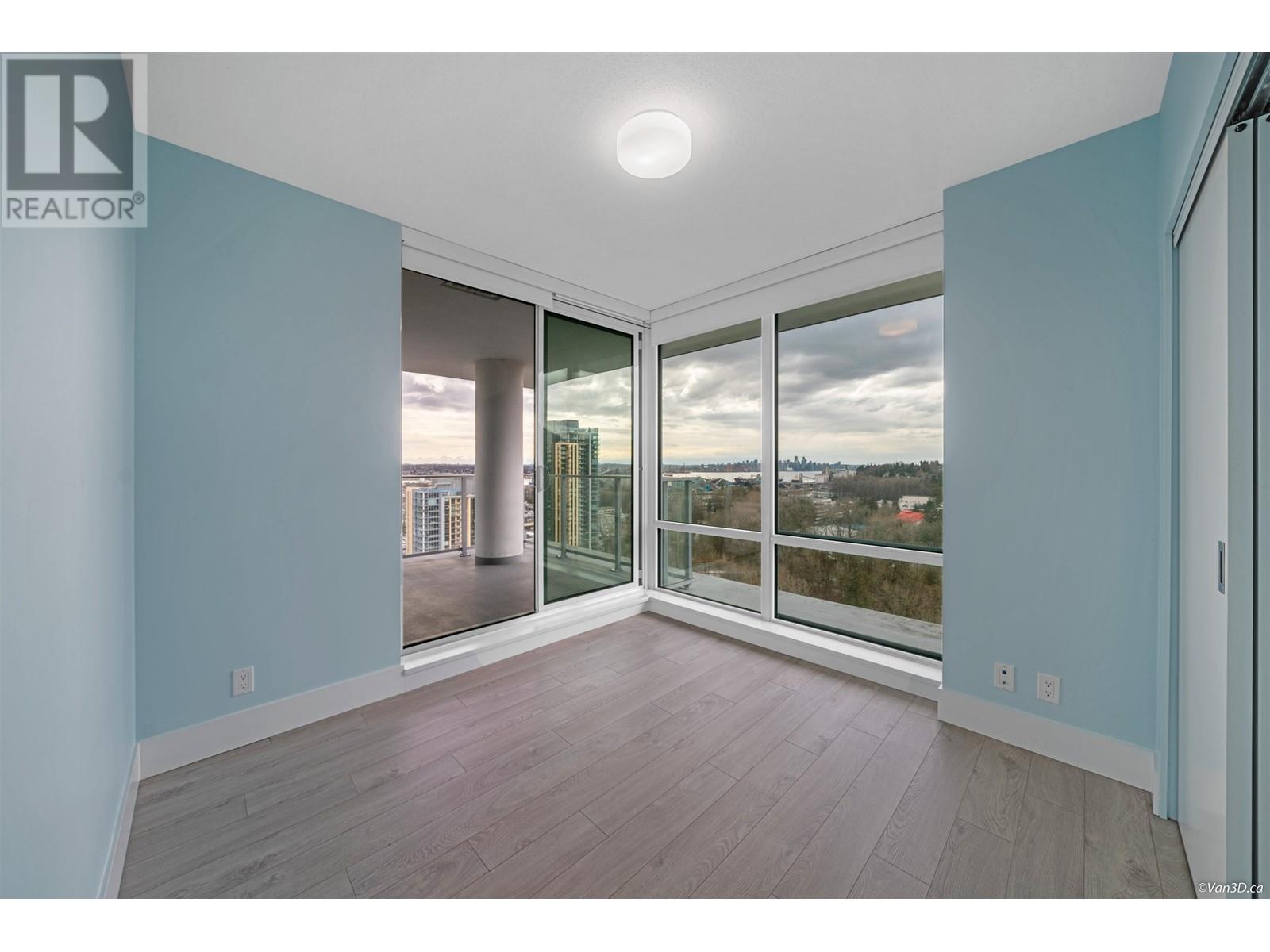 2106 680 Seylynn Crescent Property Photo 17