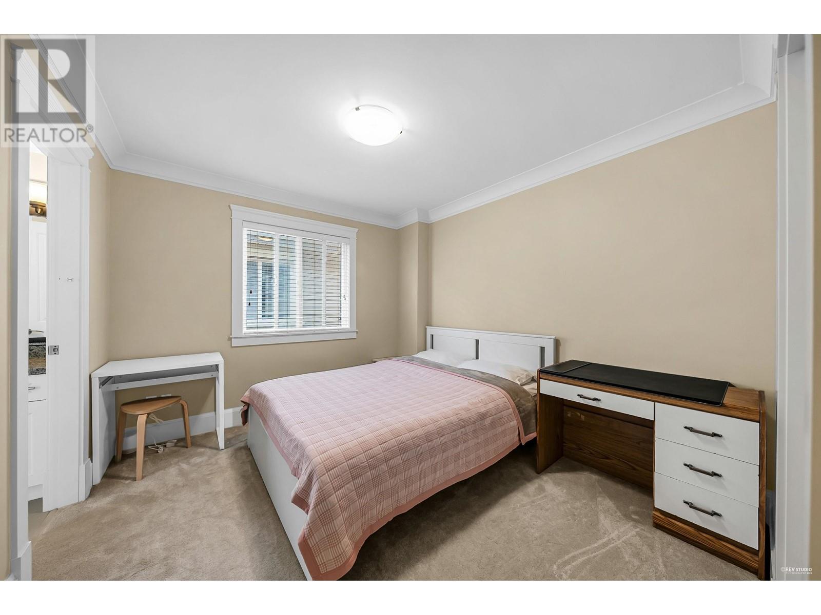 6191 Dunsmuir Crescent Property Photo 29