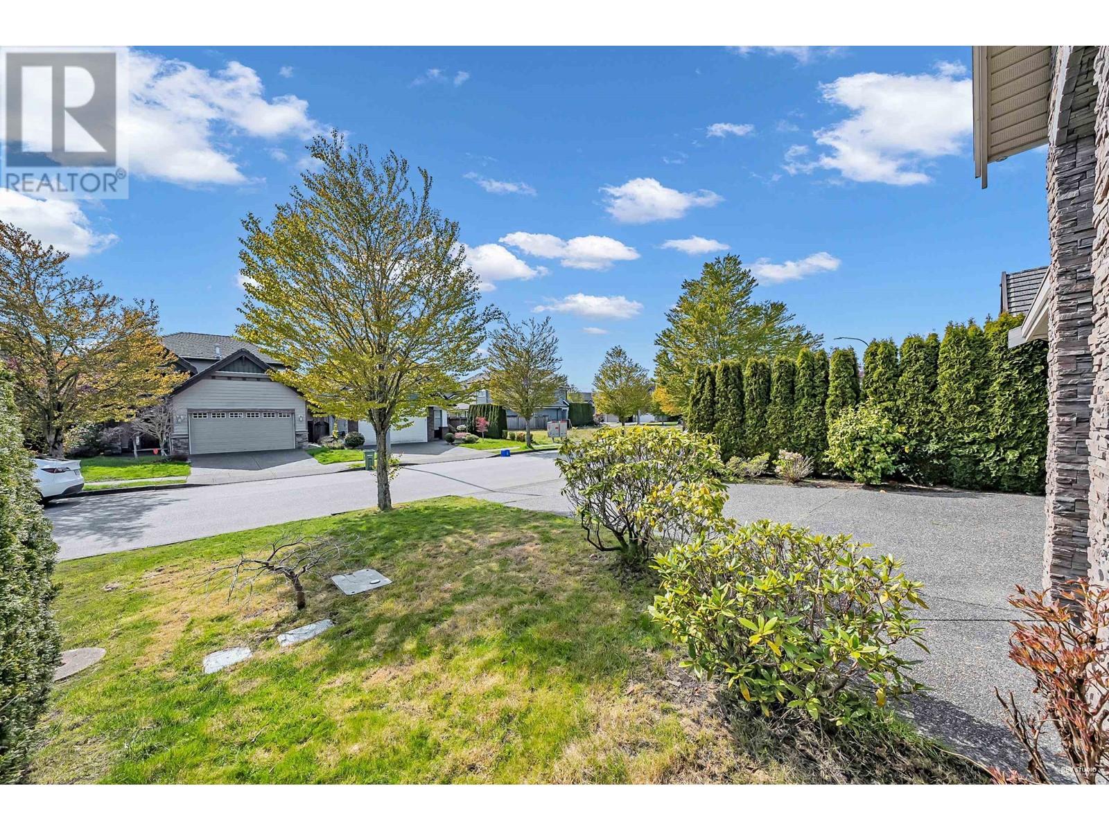 6191 Dunsmuir Crescent Property Photo 37