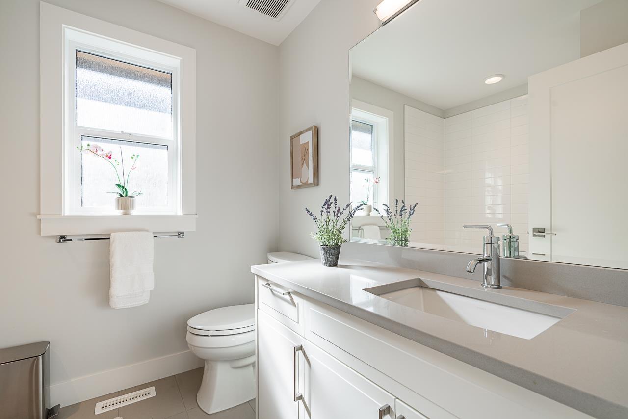16470 21a Avenue Property Photo 22
