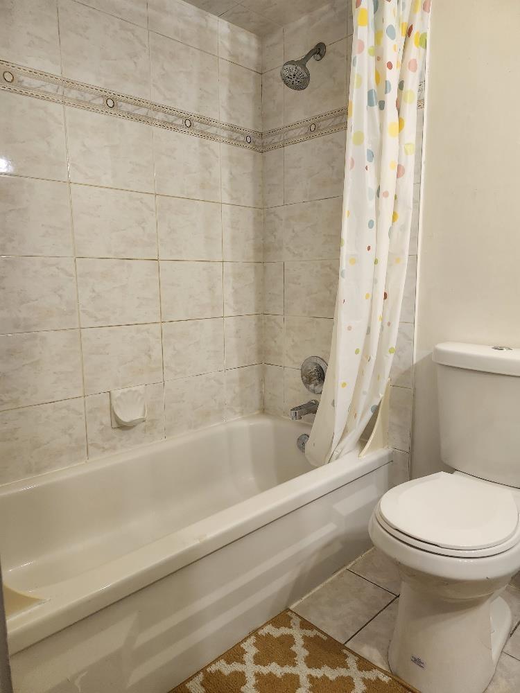 121 14159 104 Avenue Property Photo 23