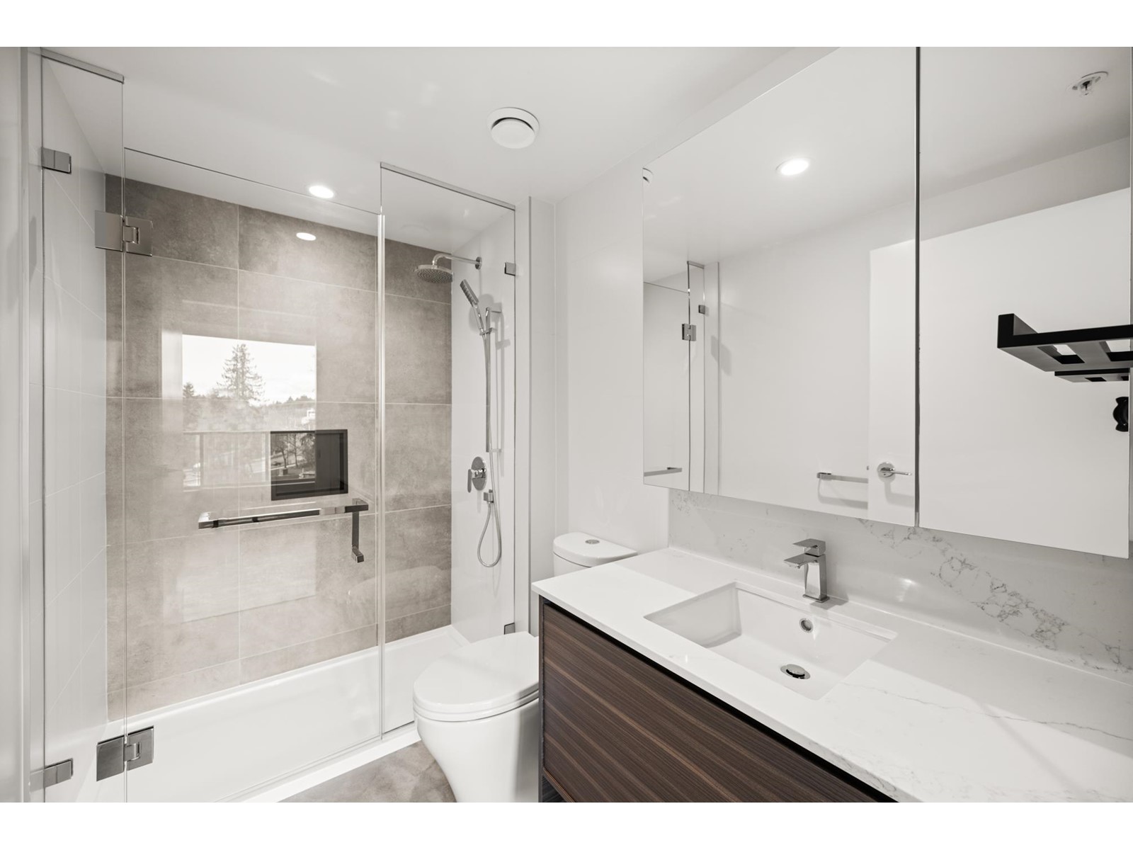 410 13725 George Junction Property Photo 15