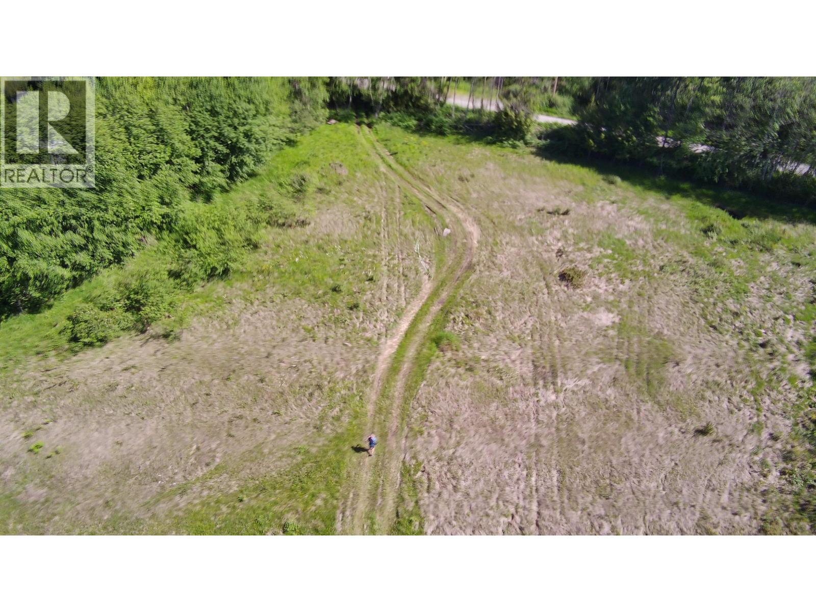 556 E Bluff Road Property Photo 9