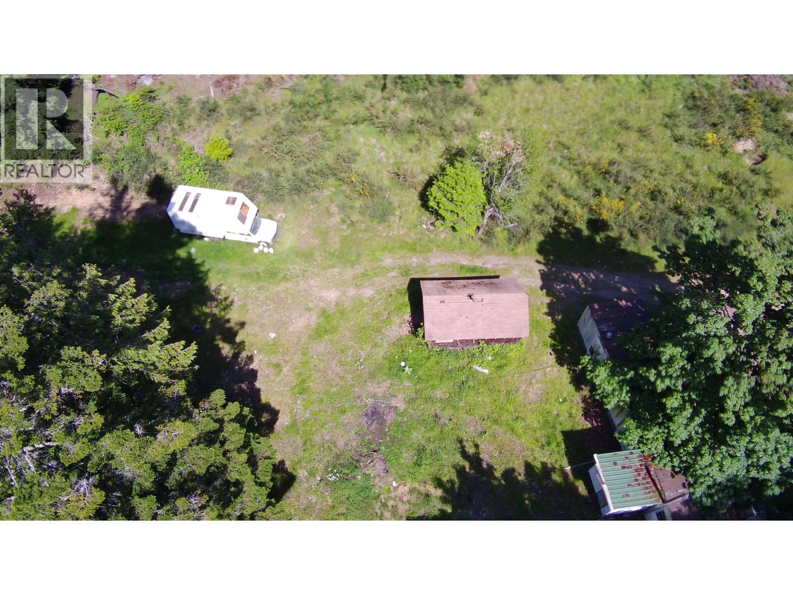 556 E Bluff Road Property Photo 11