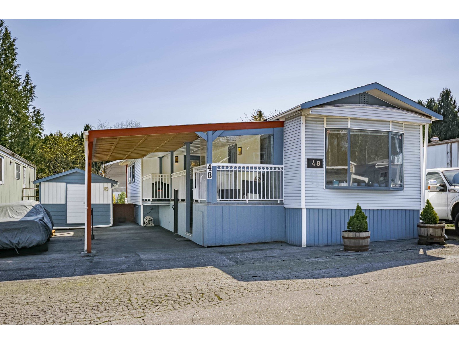 48 8266 KING GEORGE BOULEVARD Property Photo 1