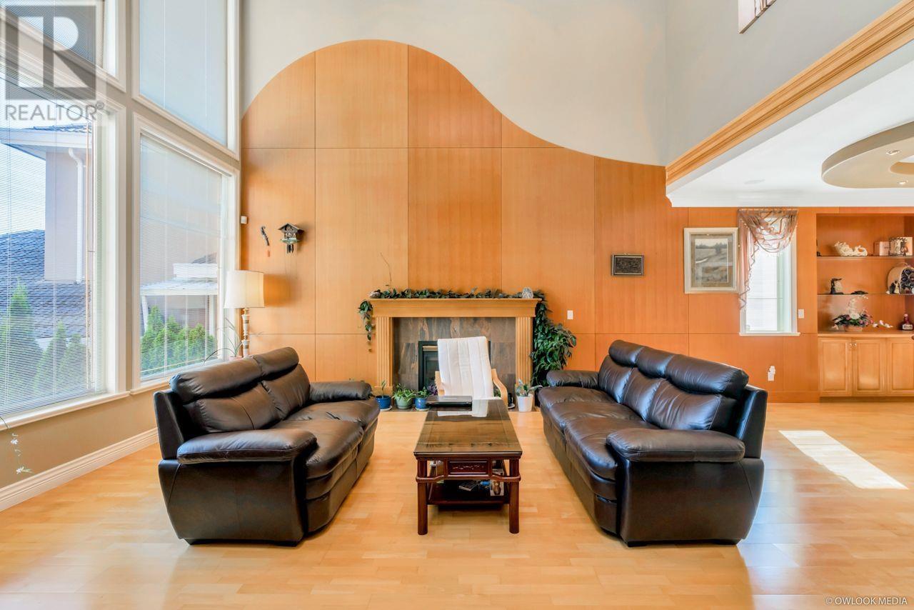 3065 Yellowcedar Place Property Photo 3