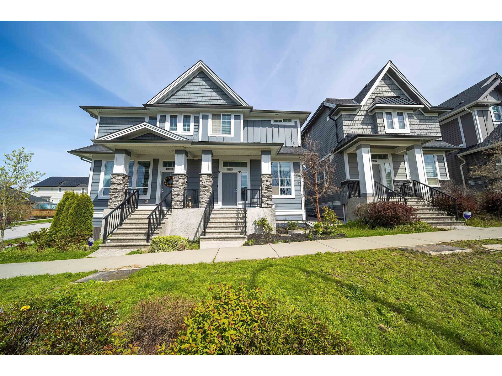 16511 21 AVENUE Property Photo 1