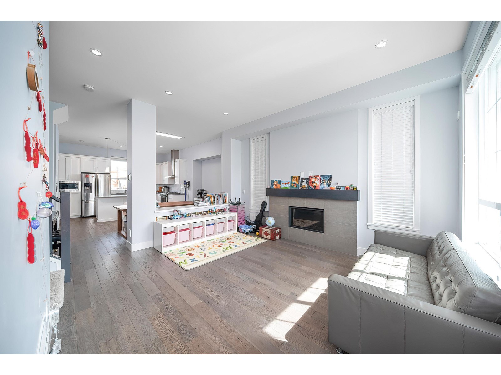 16511 21 Avenue Property Photo 5