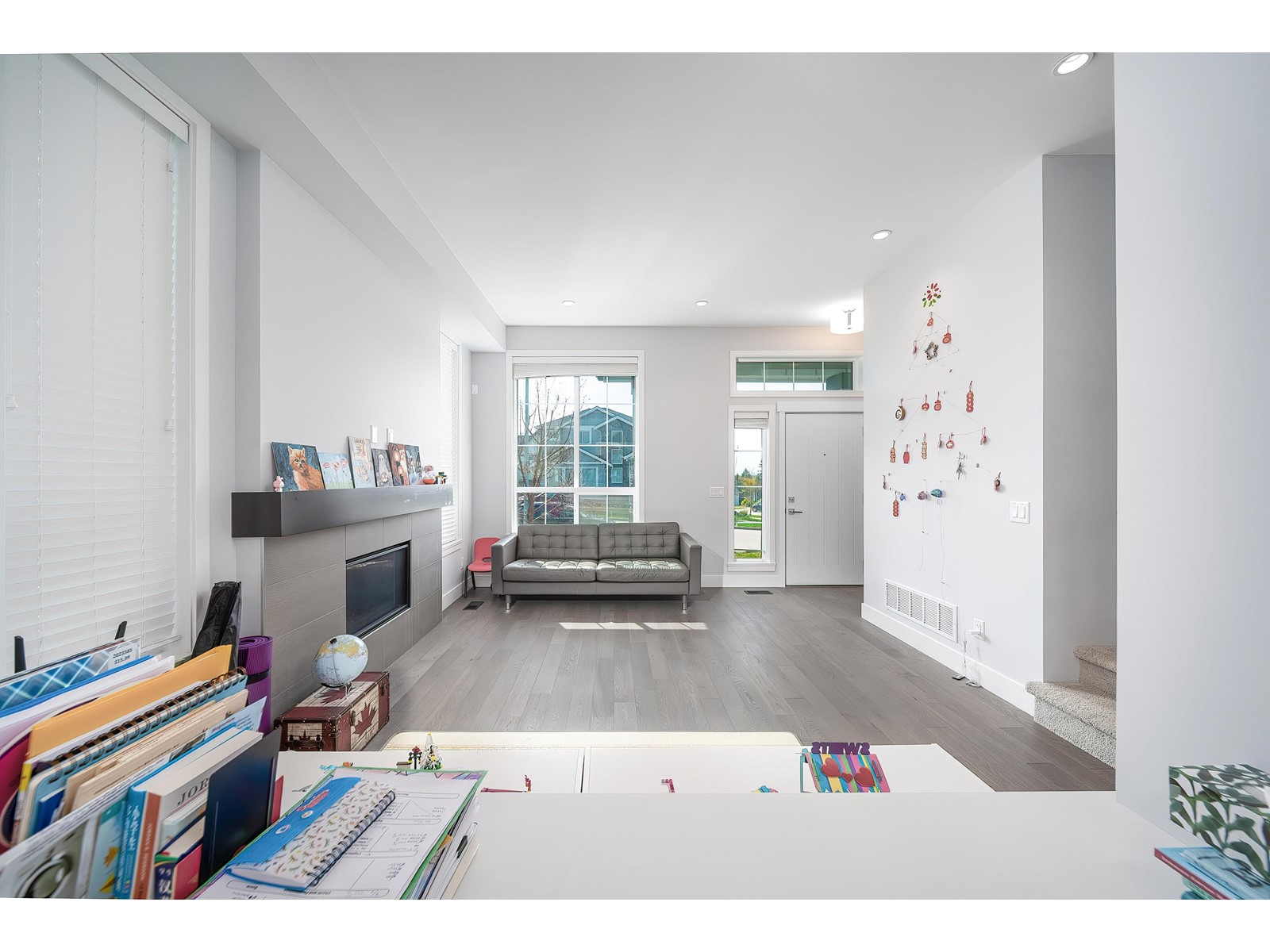 16511 21 Avenue Property Photo 18
