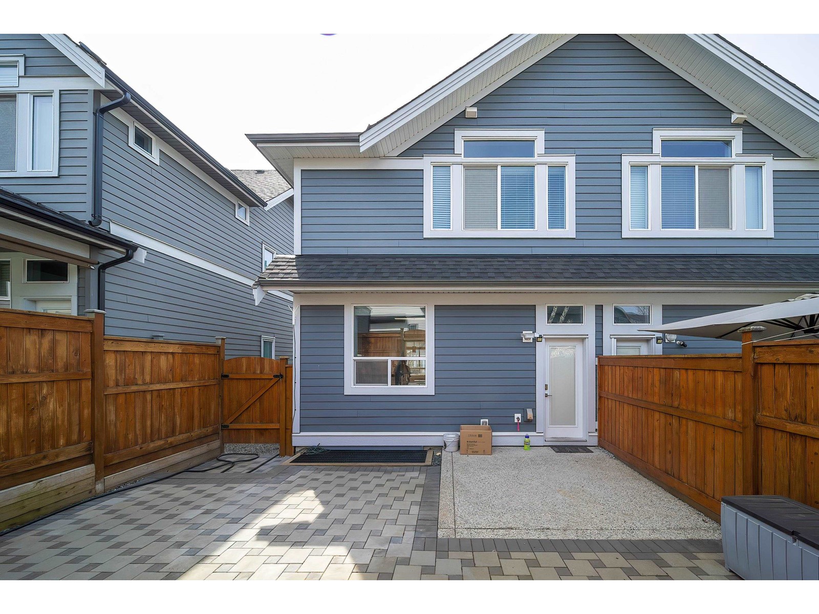16511 21 Avenue Property Photo 33