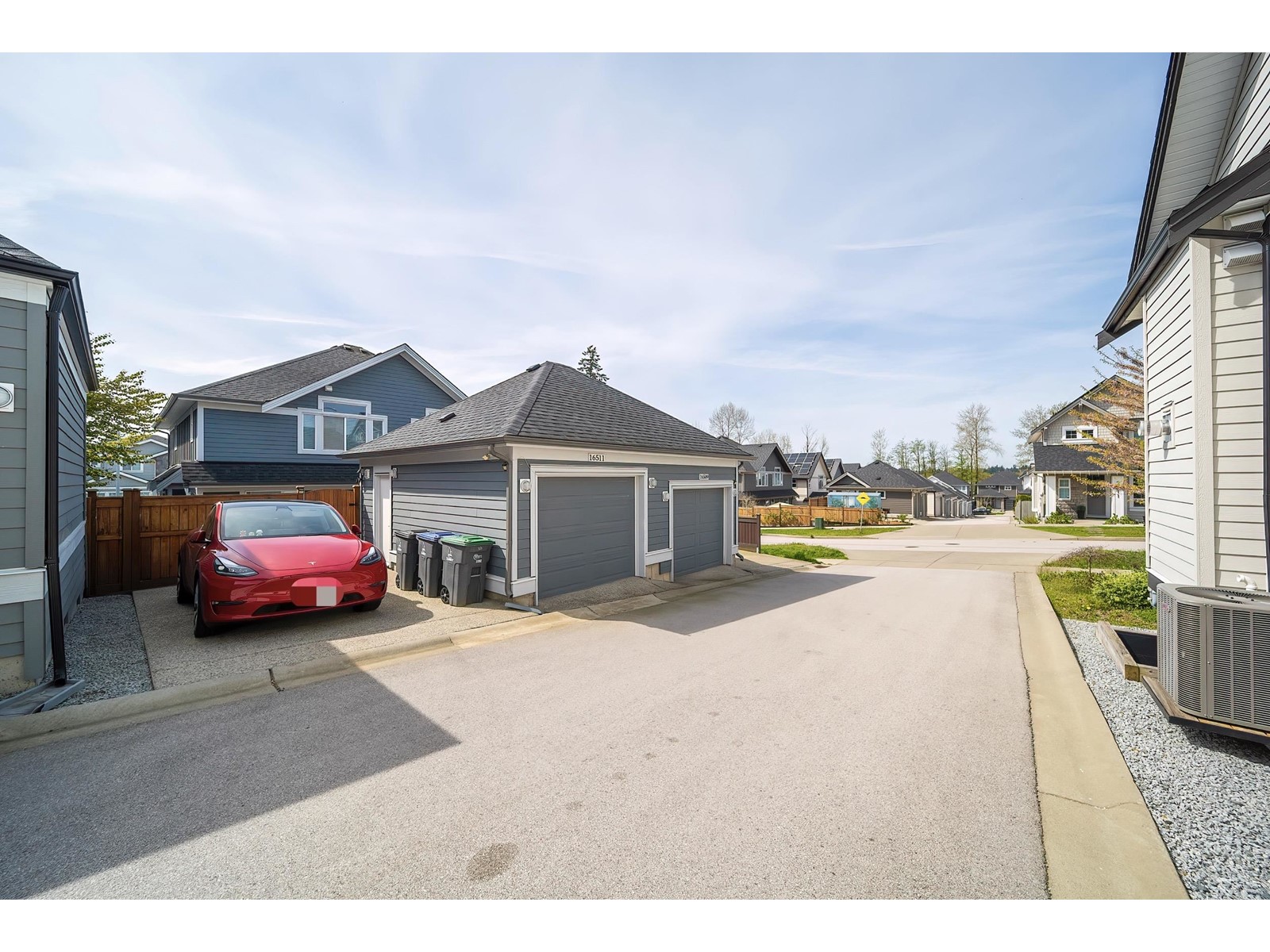 16511 21 Avenue Property Photo 35