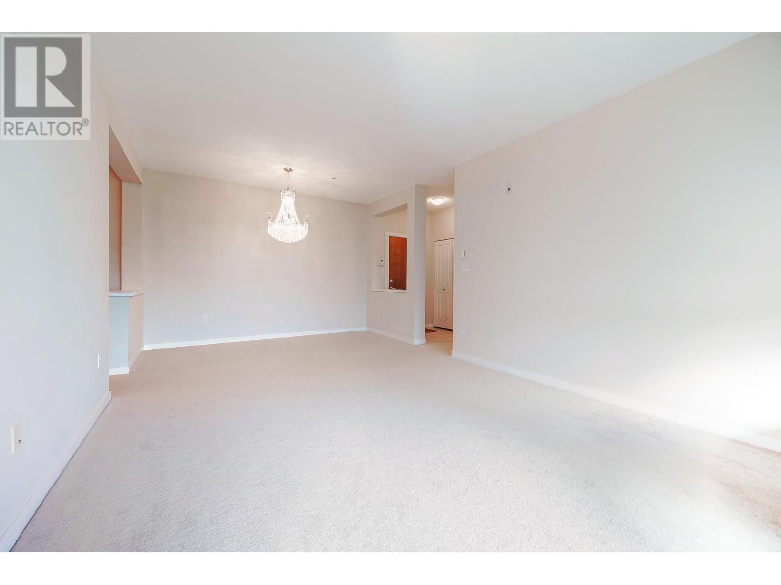 5404 5111 Garden City Road Property Photo 7
