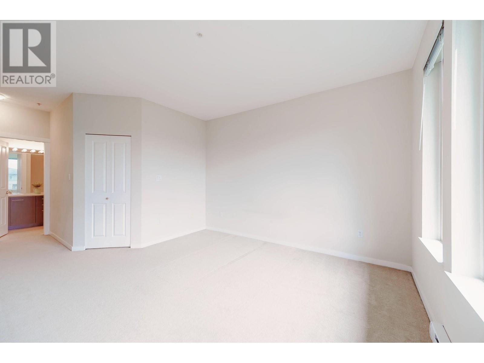 5404 5111 Garden City Road Property Photo 18