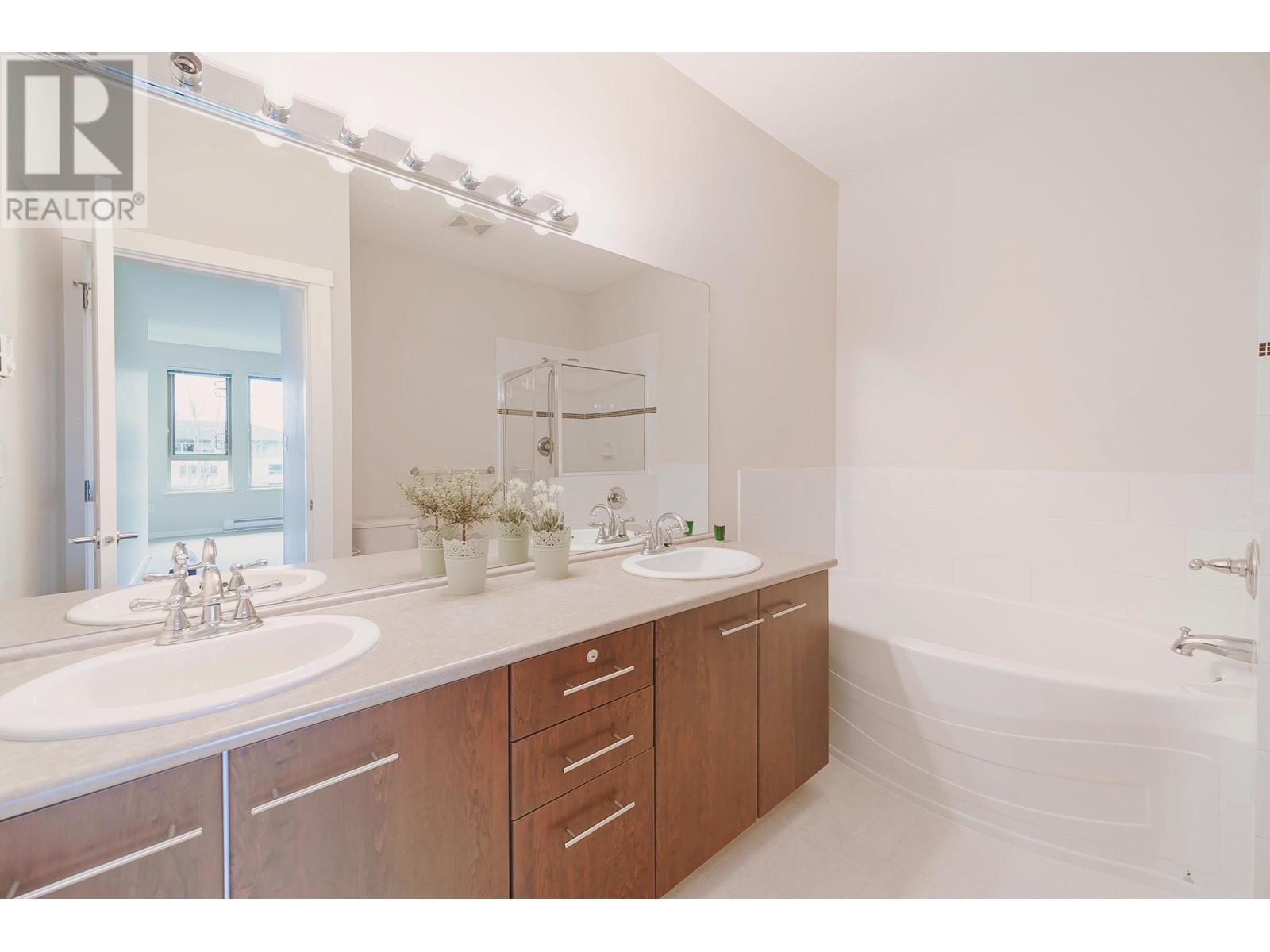5404 5111 Garden City Road Property Photo 28