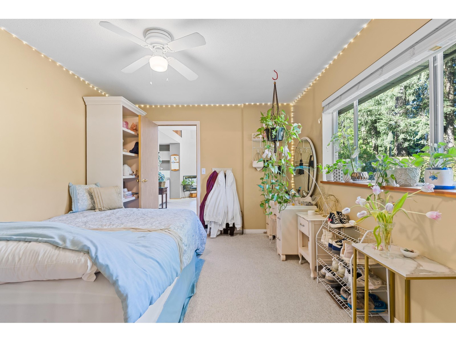 19997 45a Avenue Property Photo 3