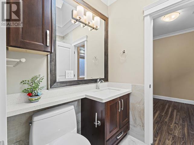 455 E 60th Avenue Property Photo 26