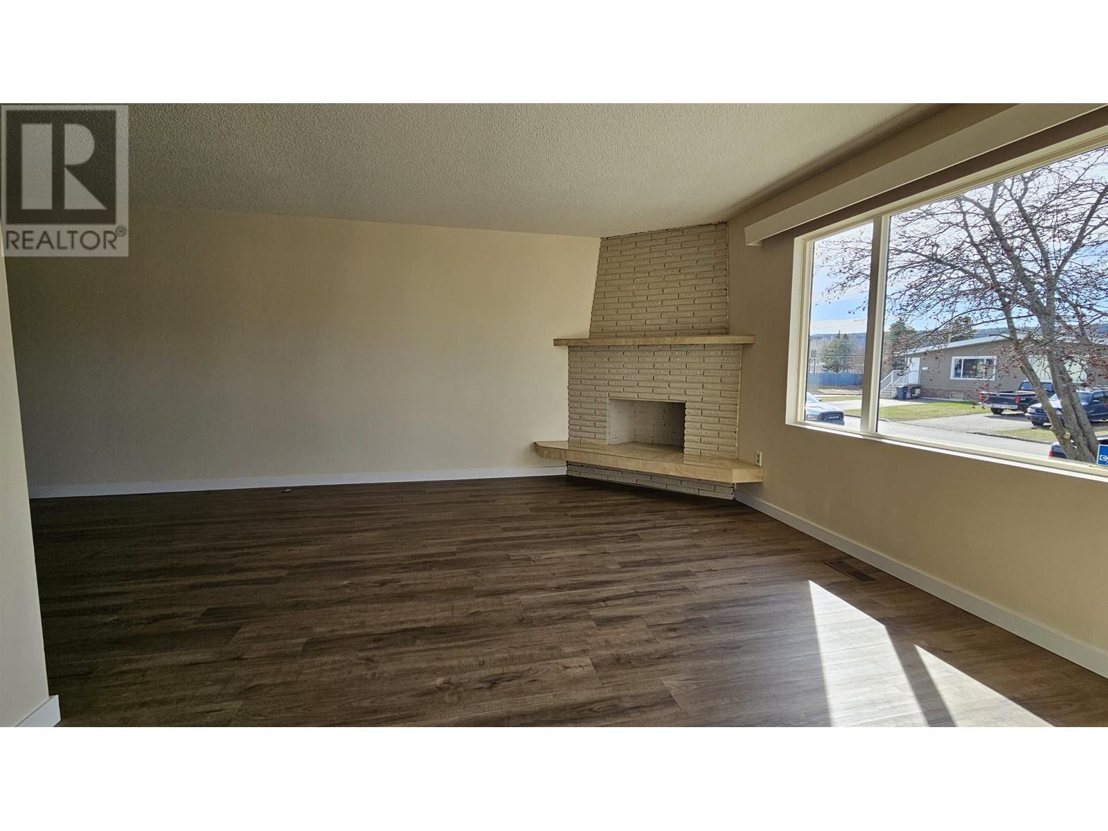 260-264 Ruggles Street Property Photo 3