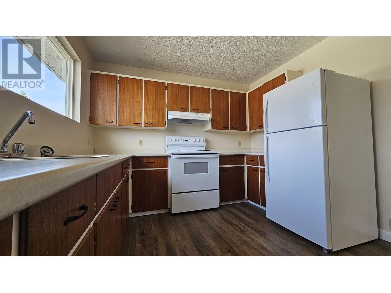 260-264 Ruggles Street Property Photo 10