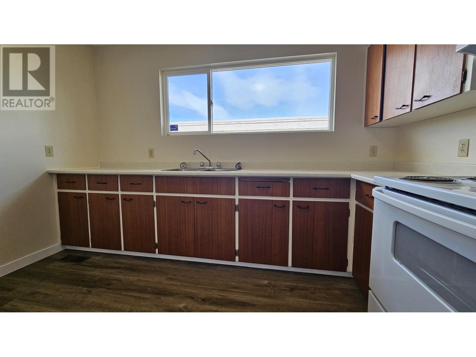 260-264 Ruggles Street Property Photo 11