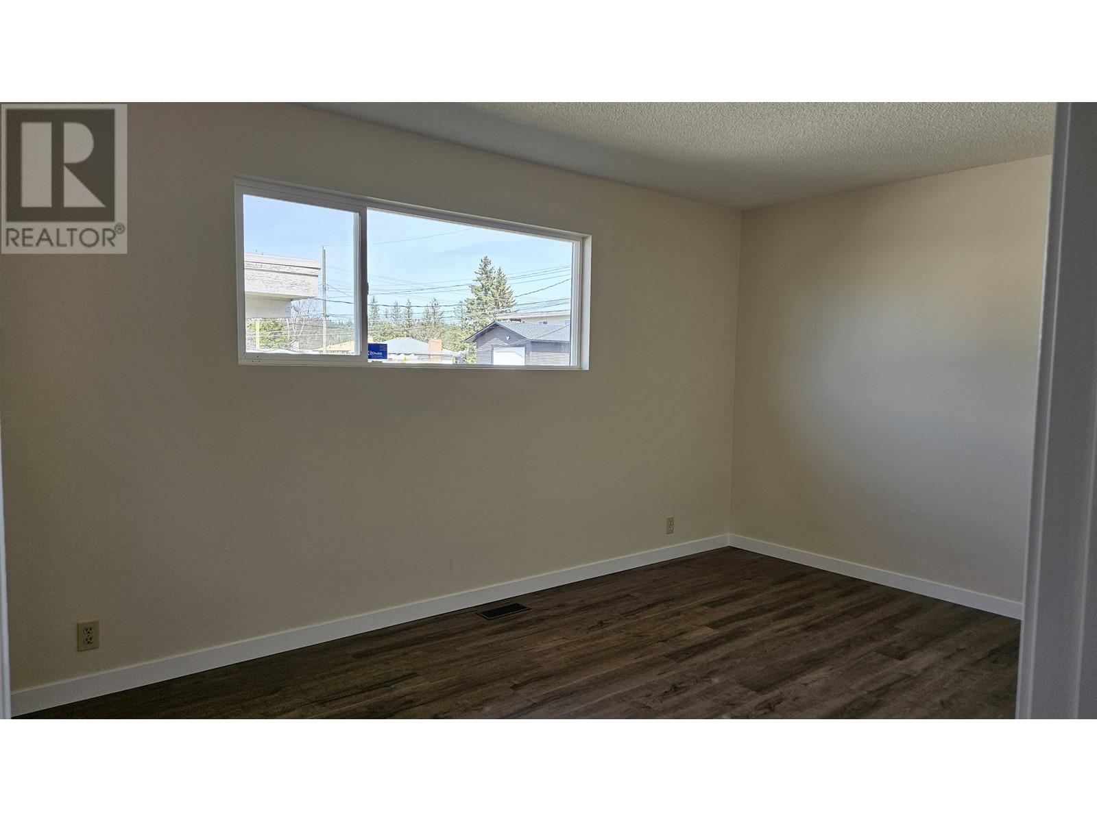 260-264 Ruggles Street Property Photo 16