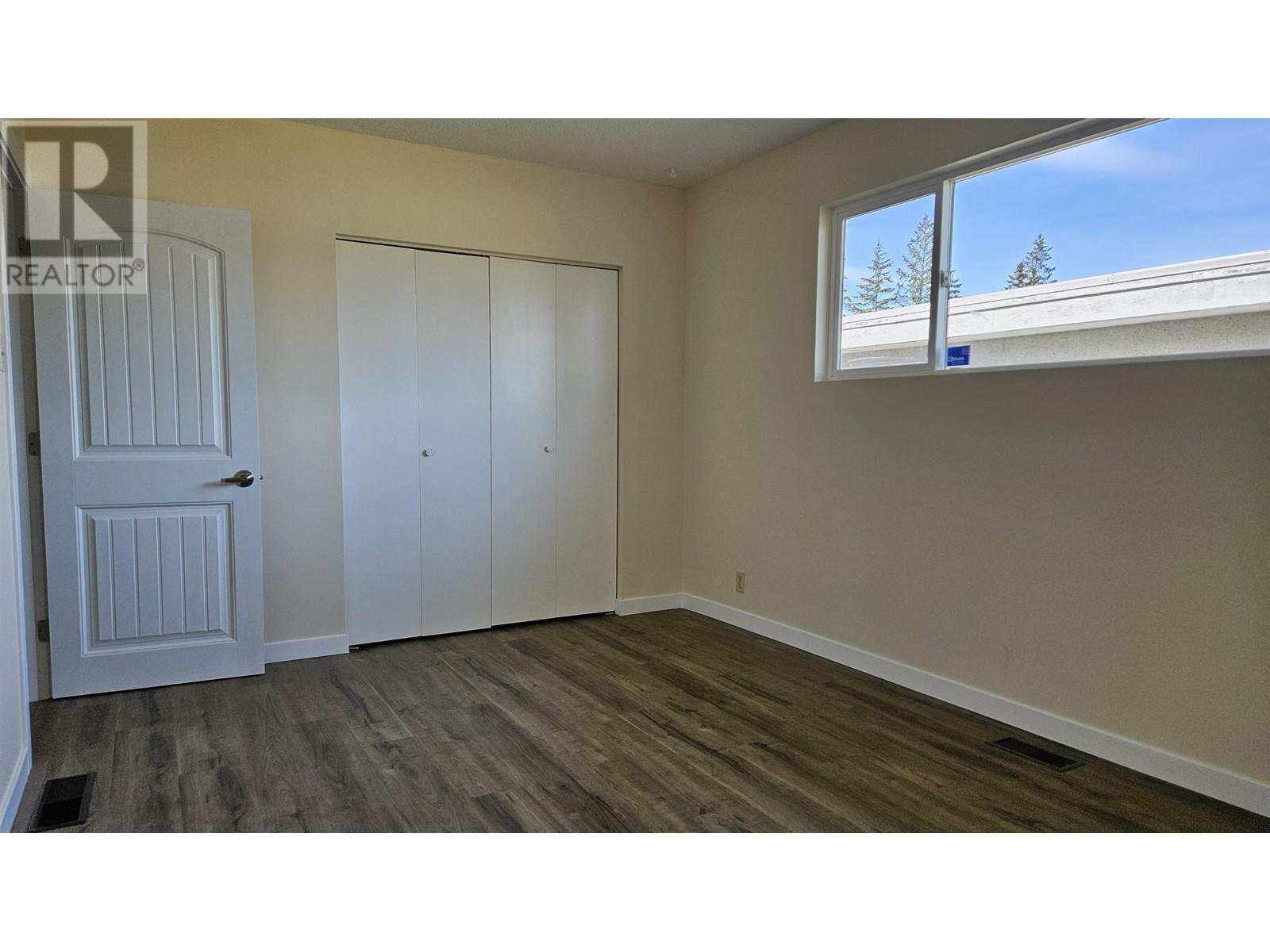 260-264 Ruggles Street Property Photo 17