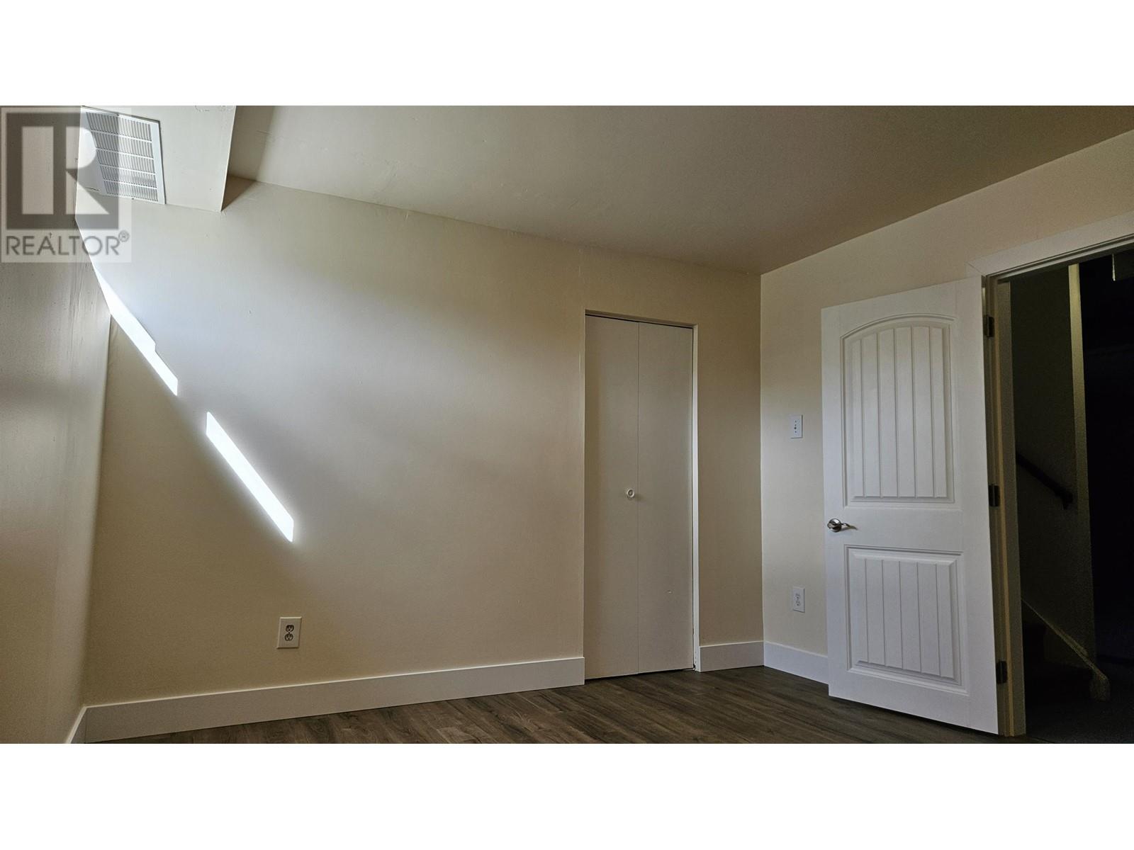 260-264 Ruggles Street Property Photo 18
