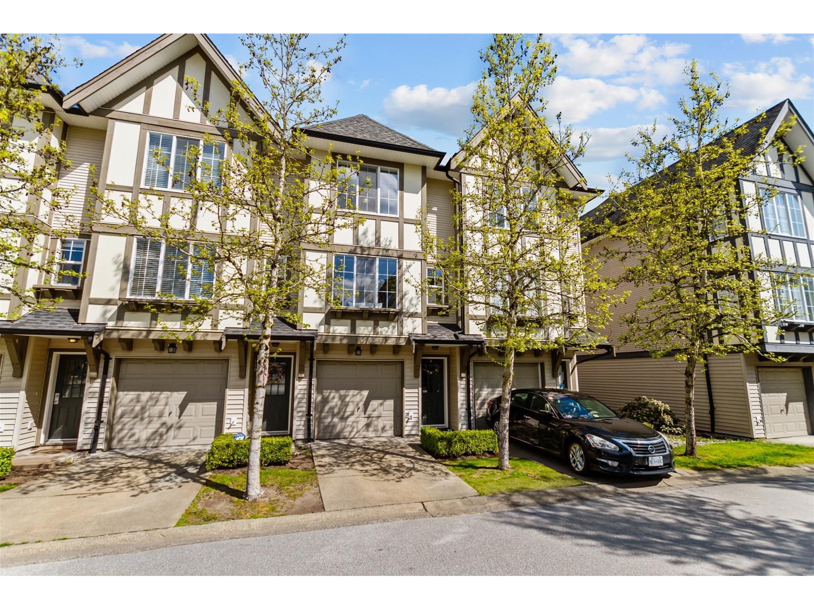 149 20875 80 Avenue Property Photo 1