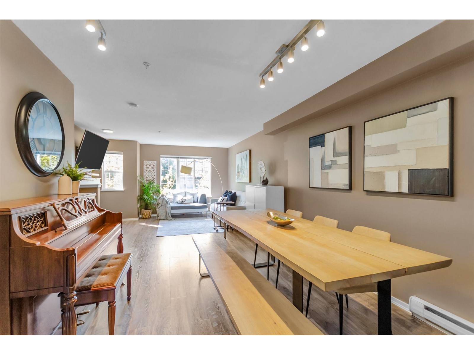 149 20875 80 Avenue Property Photo 3