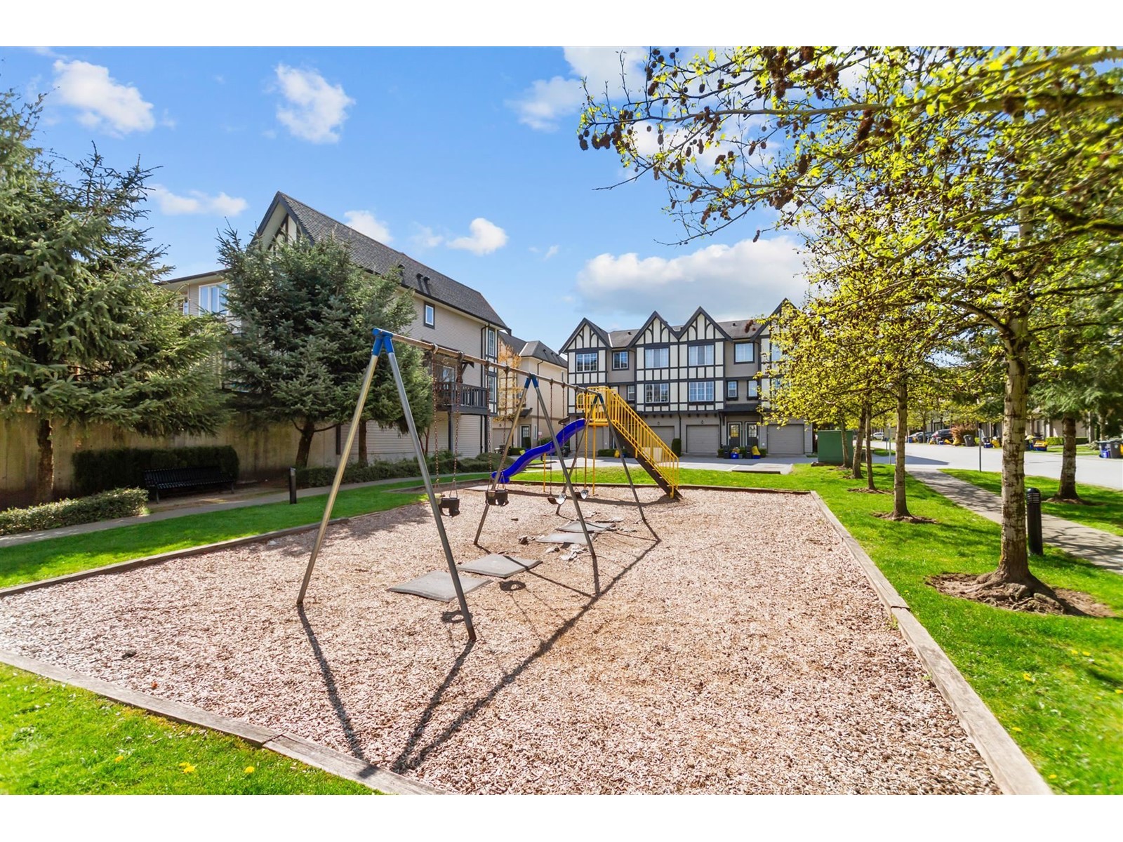 149 20875 80 Avenue Property Photo 33