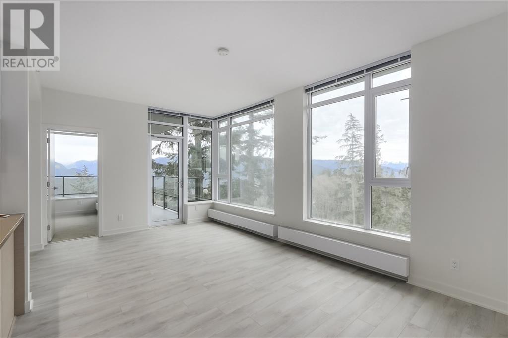 303 8850 University Crescent Property Photo 4