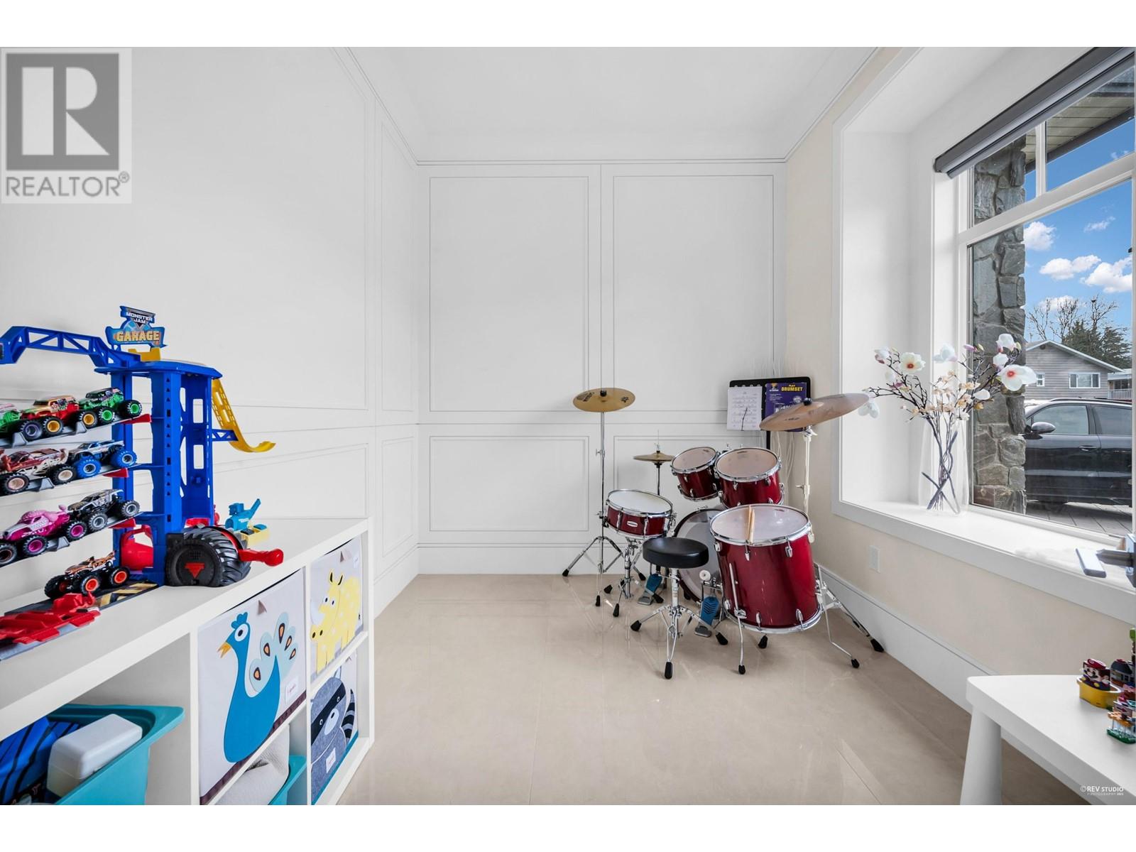 10700 Housman Street Property Photo 10