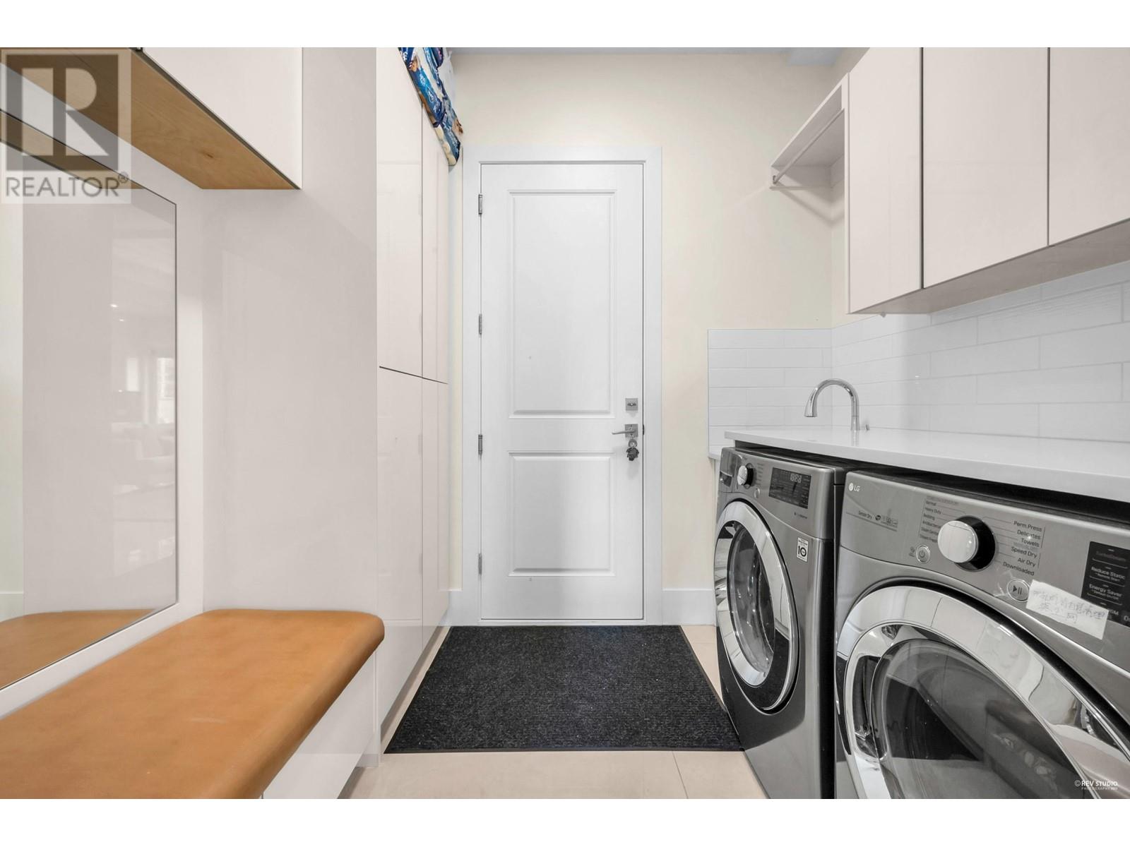 10700 Housman Street Property Photo 24