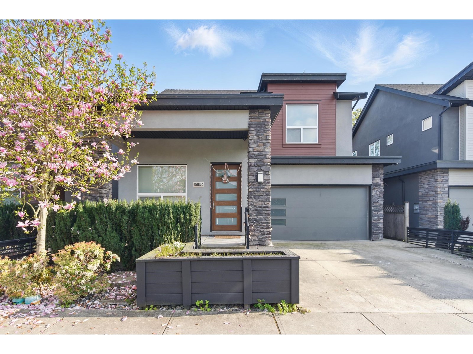 15856 105a Avenue Property Photo 1