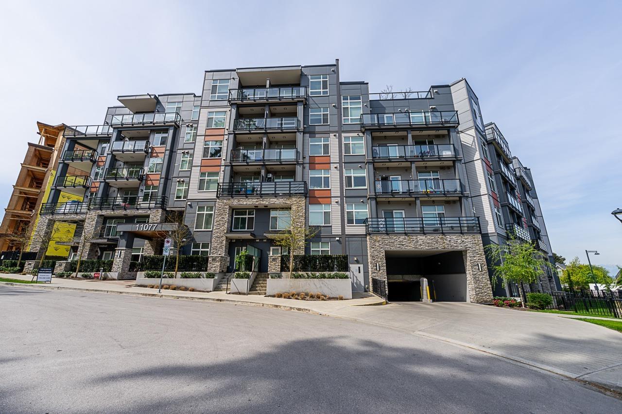 205 11077 RAVINE ROAD Property Photo 1
