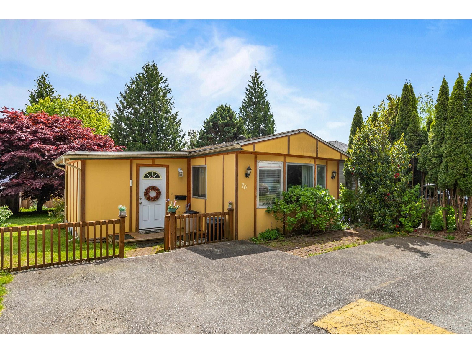 76 10221 Wilson Street Property Photo 1