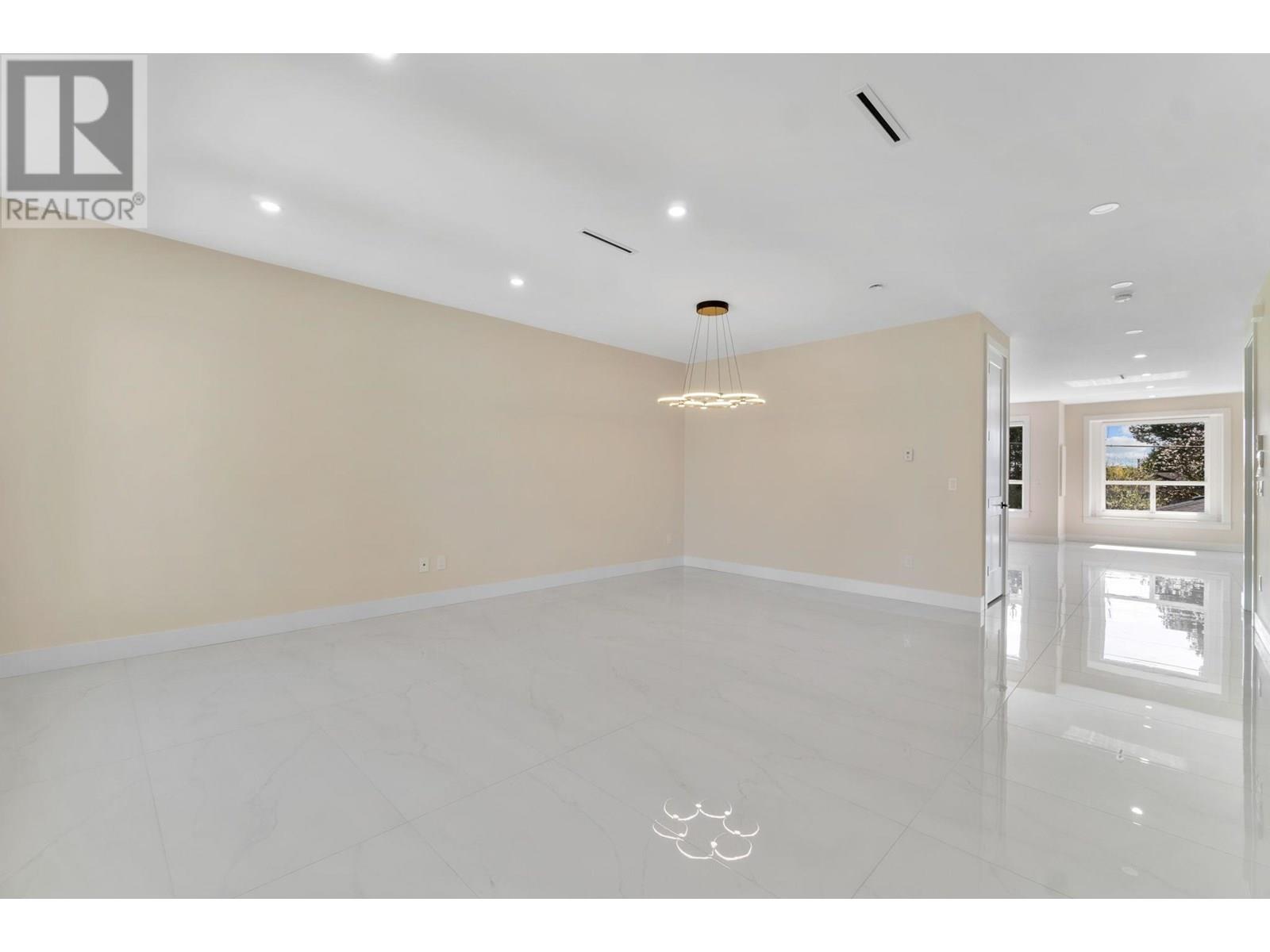 6388 Grant Street Property Photo 6
