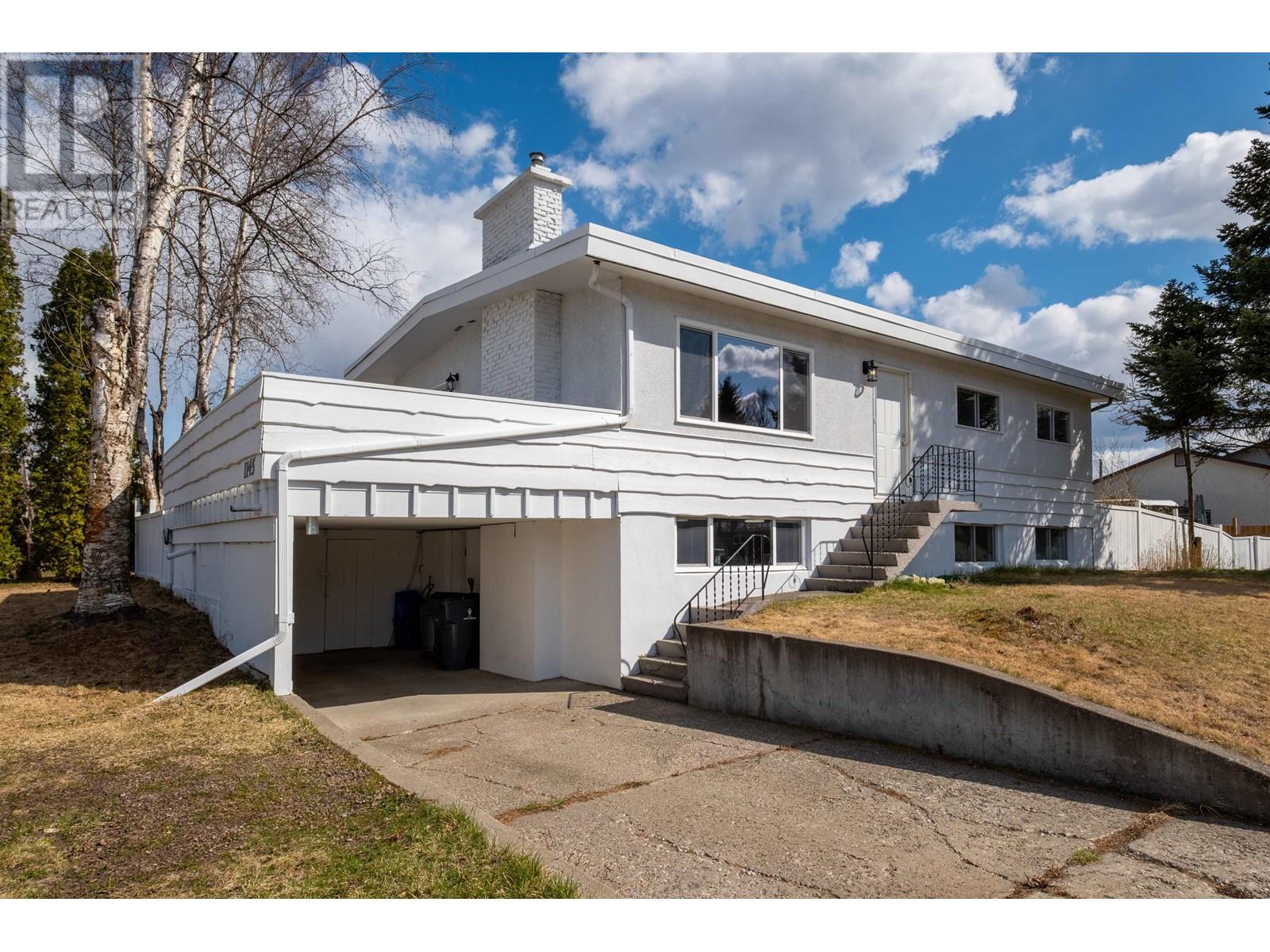 1145 CLUCULZ AVENUE Property Photo 1