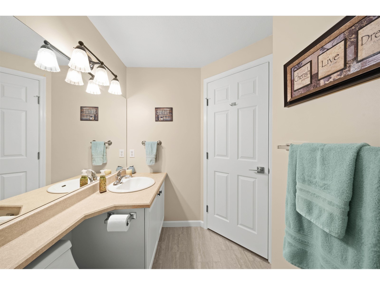 39 16325 82 Avenue Property Photo 28