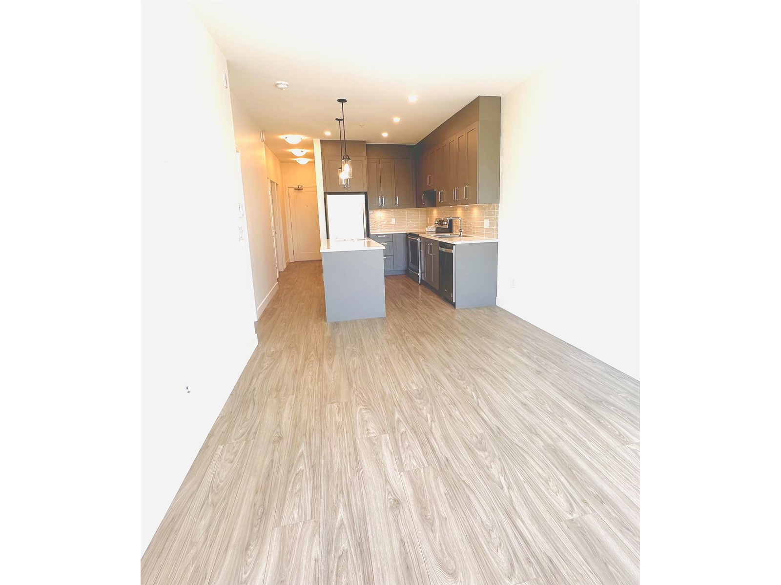312 18811 72 Avenue Property Photo 6