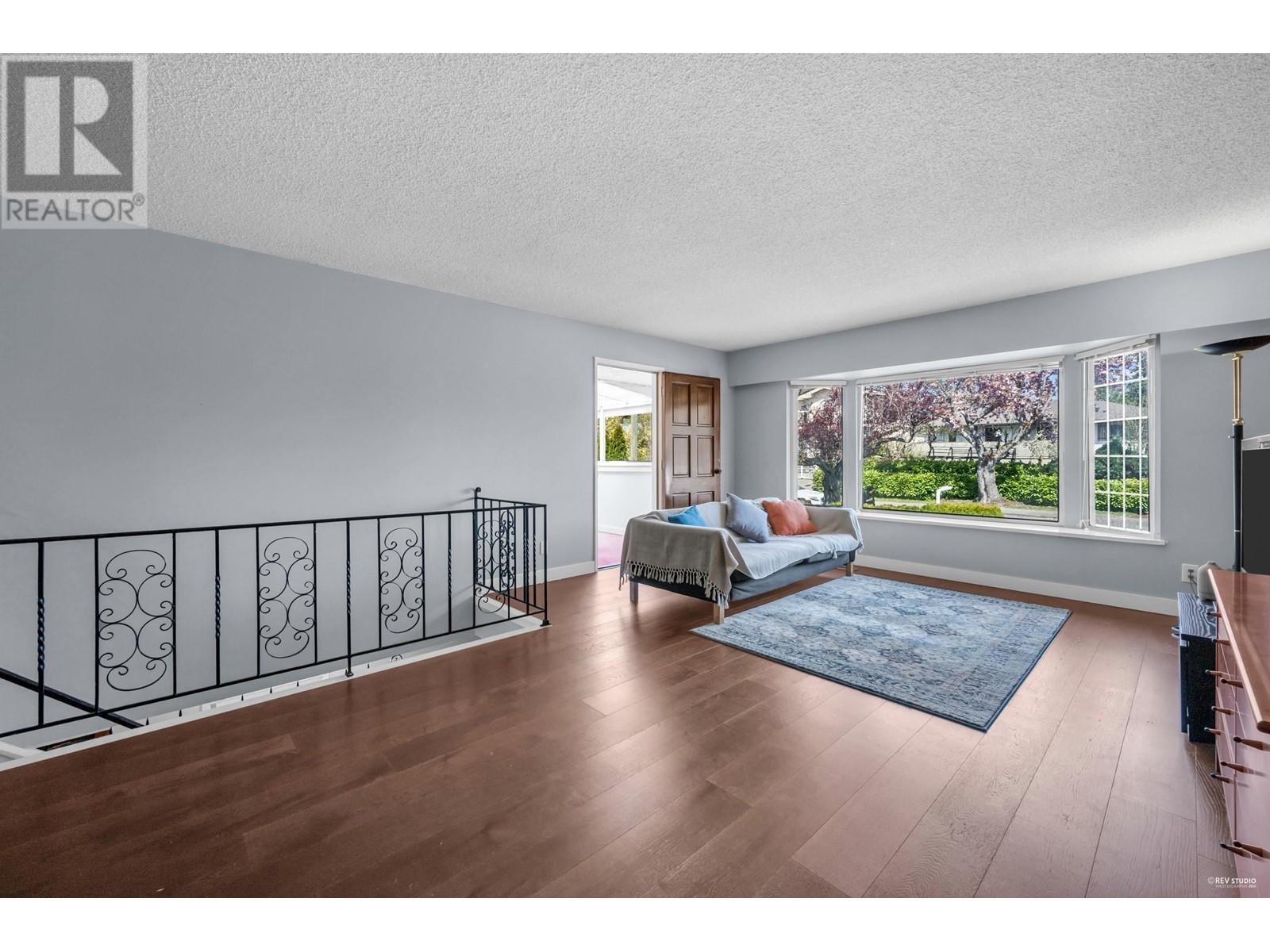 6932 Kitchener Street Property Photo 2