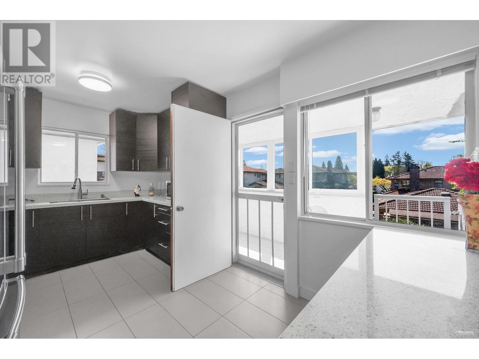 6932 Kitchener Street Property Photo 7