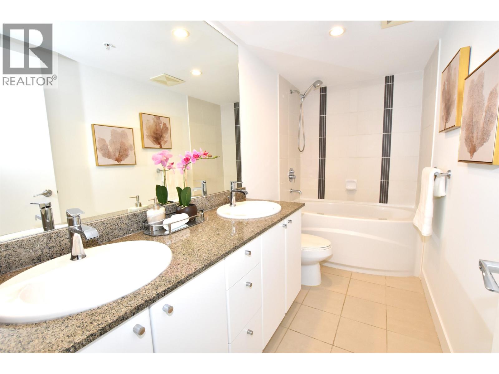 803 651 Nootka Way Property Photo 13