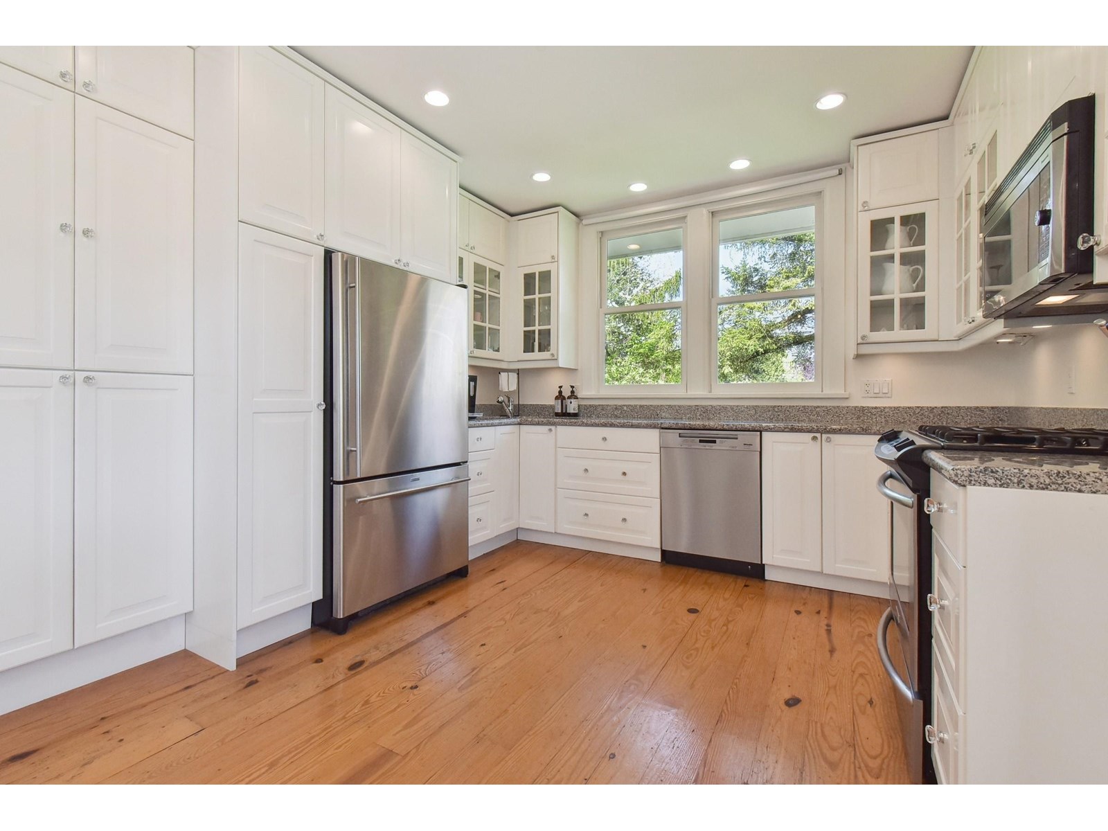 9084 Nash Street Property Photo 12
