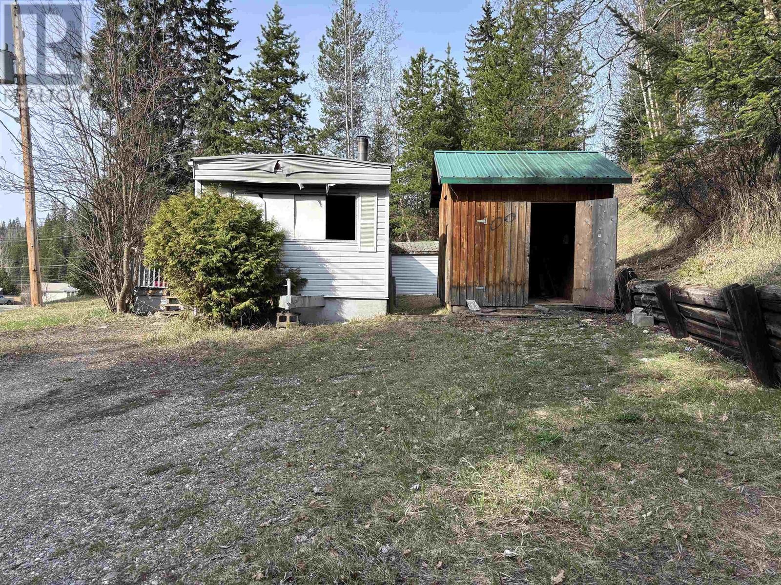 1915 Dubois Drive Property Photo 3