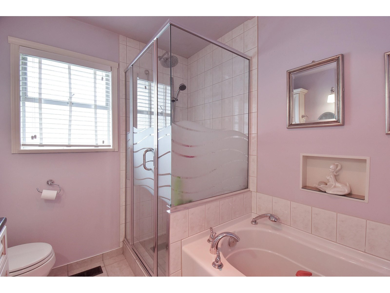 1589 Lancaster Street Property Photo 7